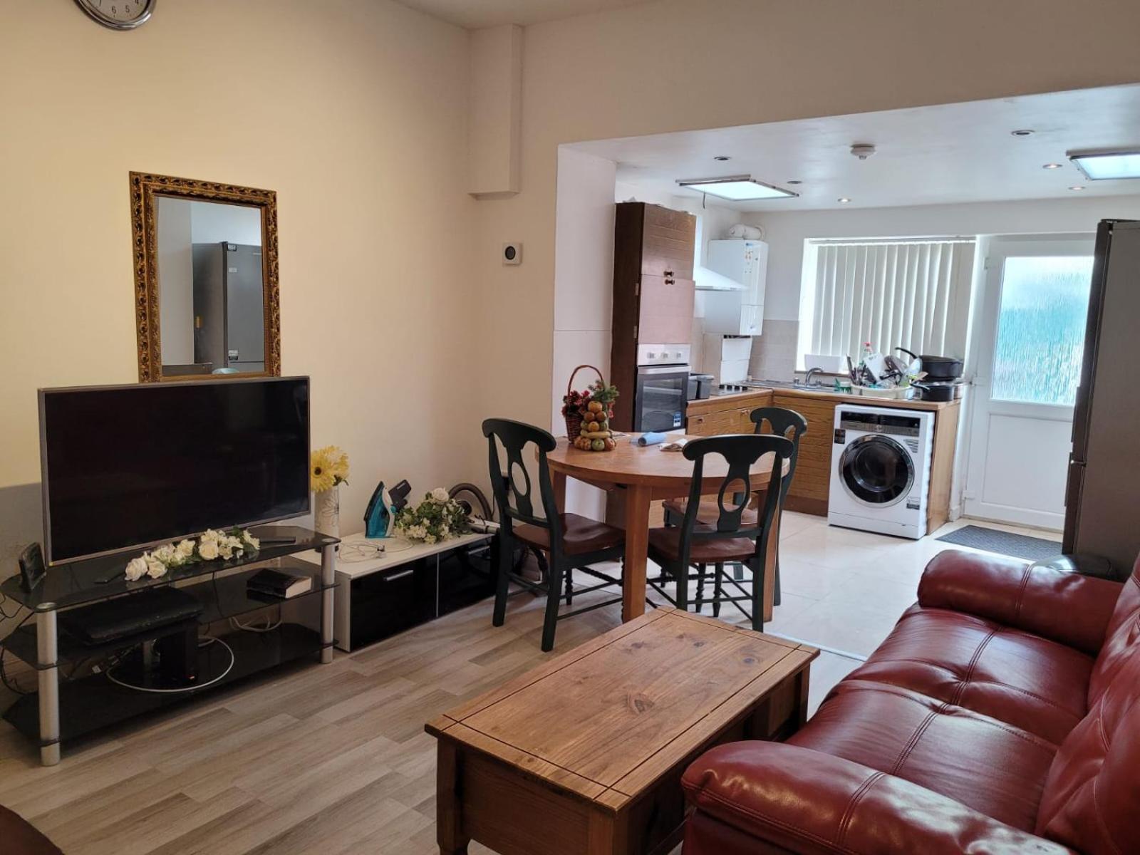 Nice Single Bedroom Near Qmc Nottingham Esterno foto